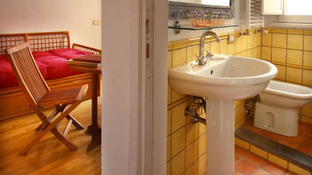 Residenza-Bollo-Apartments-Rome-bathroom-26